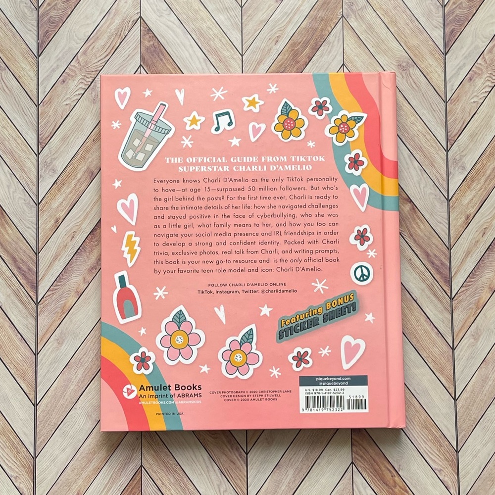 New Hardcover Book Essentially Charli TikTok Charli D’Amelio Guide to Real - Picture 3 of 5